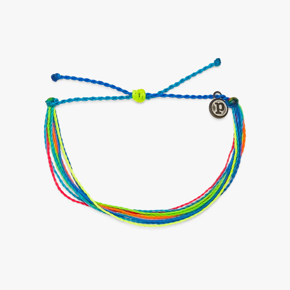 Does hallmark sell 2025 pura vida bracelets